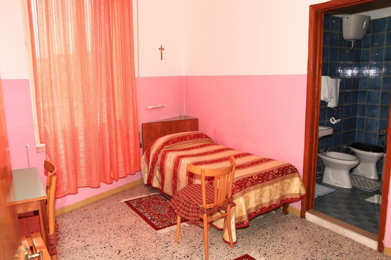 סוברטו מרינה Hotel San Vincenzo מראה חיצוני תמונה